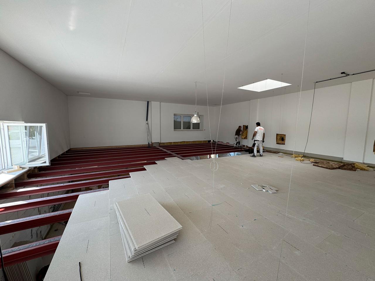 Bauleitung und Koordination eines Innenausbauprojekts.